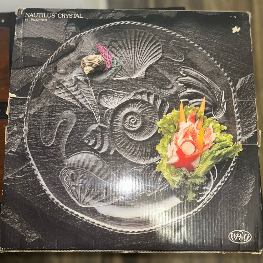 Nautilus Crystal Frosted Glass Seashell Platter